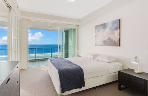 Coolangatta Apartment | Reflections On The Sea Unit 1501 On Coolangatta Beach, Ocean and Coastline views with Wi-Fi Inc.