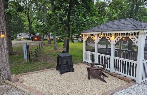 Pierceton RV Rental | Refreshed Camping Lot near Kosciusko Lakes at Jellystone- Family Friendly