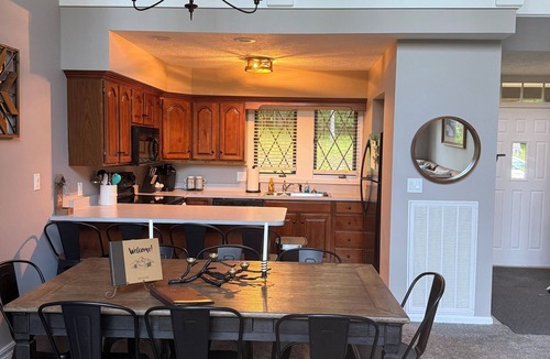 Clymer Condo | Refreshed look has started! “Seek The Peak” 3BR+Loft Golf & Ski Retreat sleep 14