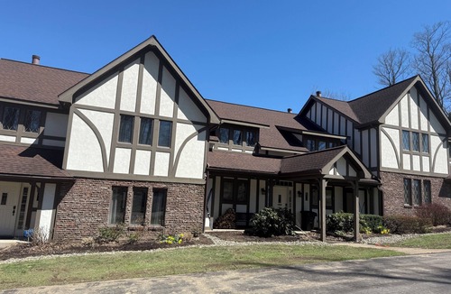 Clymer Condo | Refreshed look has started! “Seek The Peak” 3BR+Loft Golf & Ski Retreat sleep 14