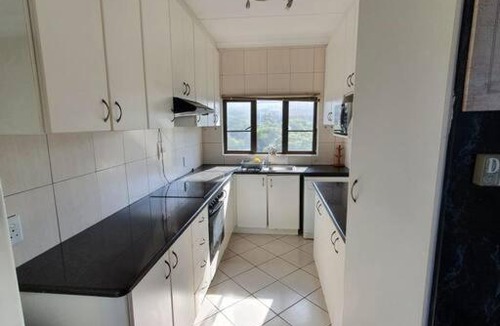 Warner Beach Apartment | Refreshing 3-Bedroom Family Unit On The Beach.