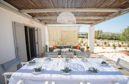 Naousa Villa | Refreshing Bright Villa near the Beach