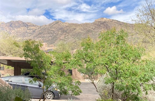 Tucson Condo | Refreshing Desert Oasis: View, Sparkling Pool, Massage Chair, Remote Work Ready