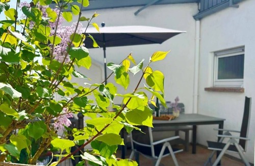 Oestrich-Winkel Apartment | Refuge between wine, vines + Rhine. New apartment up to 5 pers. Central + quiet.