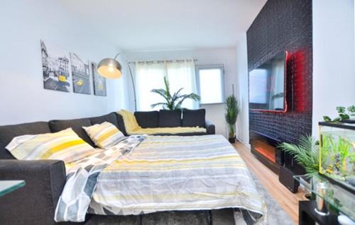 De Lorimier Apartment | Refuge Doux & Cozy