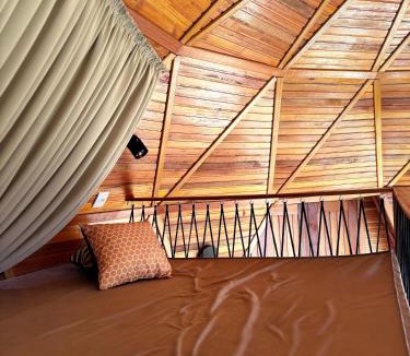 Seara Cabin | Refugio de abelhas