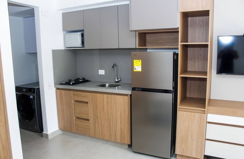 Cali Apartment | Refugio Pance 🌿 | Quiet, exclusive area, ideal for couples, study and work.