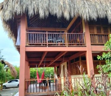 San Bernardo del Viento House | Refugio rodeado de manglar, aves, playa y mar