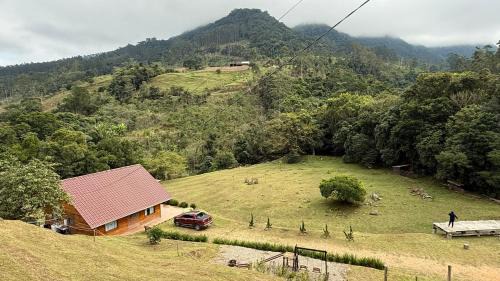 Ibirama House | Refugio Vitoria - Cabana Privativa no Vale Europeu