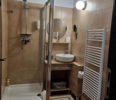 Bran House | Refugiul Domnitei