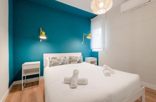 Centro Apartment | Refurbished and bright-Pool-1Bed 1Bath-Chueca