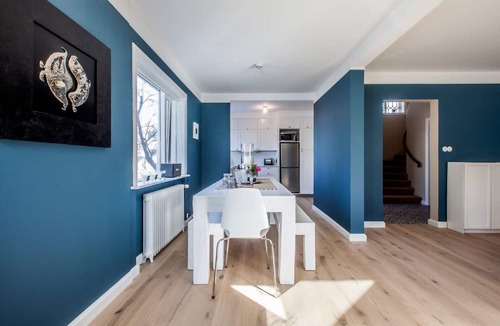 Hliðar House | Refurbished Duplex flat in Central Reykjavik in a Quiet Residential Area