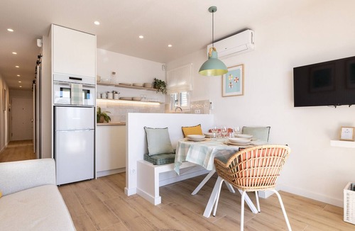 Salou City Centre Apartment | Refurbished, frontline and with views