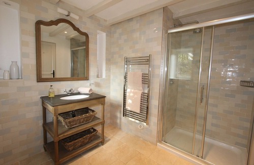 Daglan House | Refurbished House-Quiet Hilltop Location, Stunning Views, Heated Pool, 4 Acres