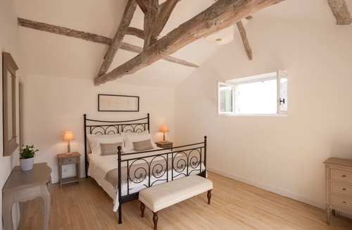 Daglan House | Refurbished House-Quiet Hilltop Location, Stunning Views, Heated Pool, 4 Acres