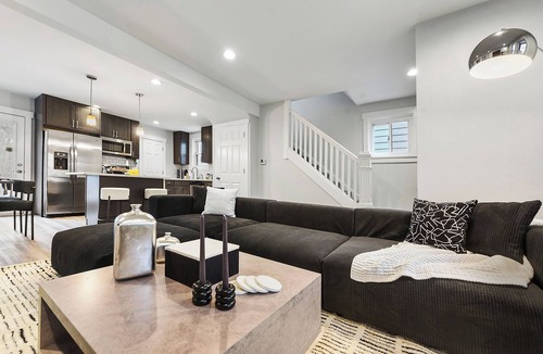 Mount Washington House | >Regal Bricks< - Fire Pit - Elevated Deck - Pool Table - King Bed