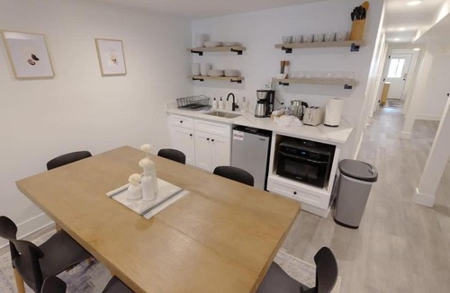 Petworth Apartment | Regal on Randolph