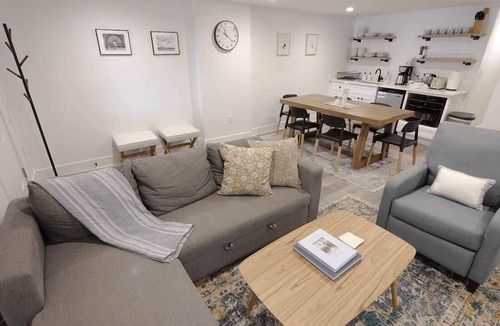 Petworth Apartment | Regal on Randolph