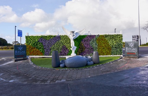 St. Heliers Hotel | Regal Residency