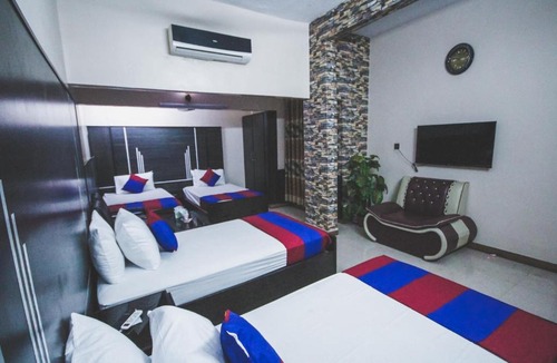 PECHS Hotel | Regalia inn
