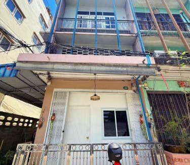 Bang Rak House | Regalohome Br