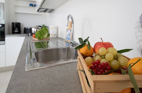 Montioni Apartment | Regarda - apartment Brezza di Lago 1 with pool and air conditioning