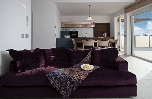 Montioni Apartment | Regarda - "Yin e Yang" apartment with big lake view terrace