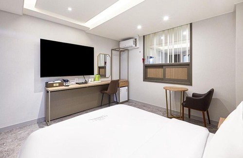 Seohyeon-dong Hotel | Regency Hotel