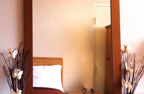 Tuckahoe Hotel | Regency Inn Richmond
