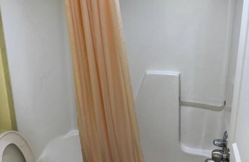 Riverdale Hotel | Regency Inn