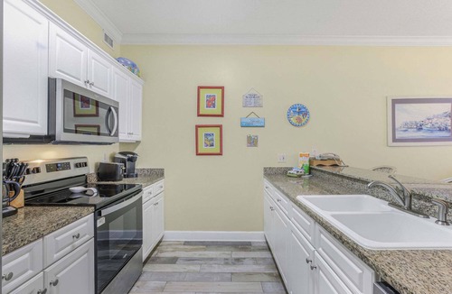Orange Beach East Apartment | Regency Isle 711 2 BR 2 5 BA sleep 8 gulf-front