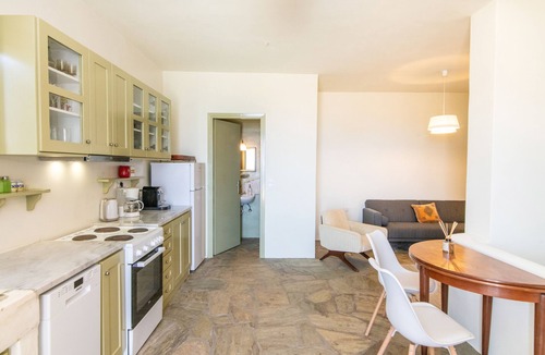 Exomvourgo Villa | ReGenesis Villas
