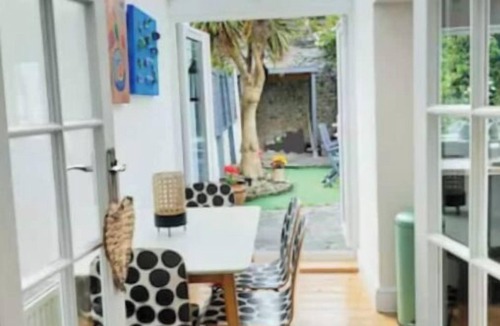 Montpelier House | Regent Escape (pet friendly)