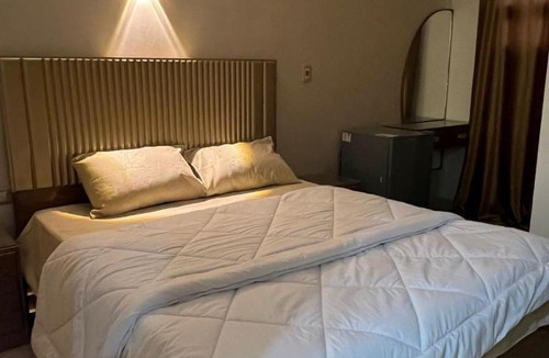 Kafrat al Jabal Hotel | Regent Pyramids View