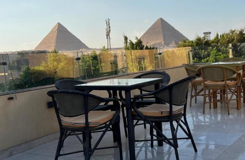 Kafrat al Jabal Hotel | Regent Pyramids View