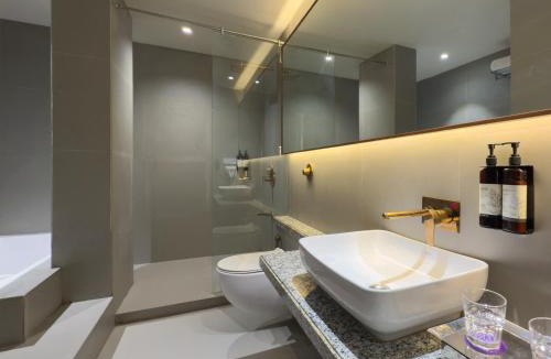 Dwarka Hotel | Regenta Dwarka