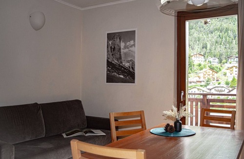 Masare Apartment | Regina 15