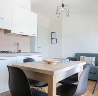 Feriolo Apartment | Regina e Oriente