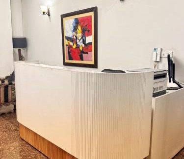 G-9 Sector Hotel | Reina Boutique Hotel - G9