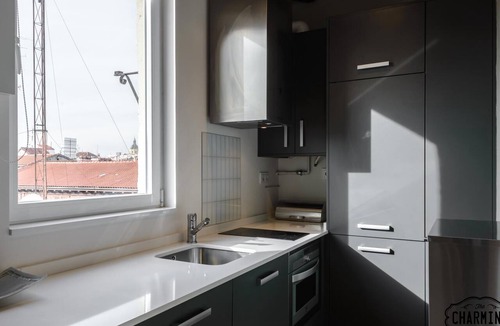 Embajadores Apartment | Reina Sofía II - Charming loft