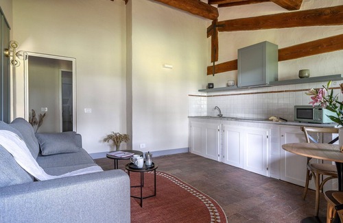 Tavarnelle Val di Pesa Villa | Relais Badia a Passignano - Trebbiano Apartment