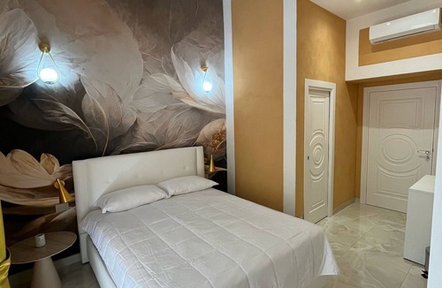 Historical Center Bed & Breakfast | Relais Chiaia