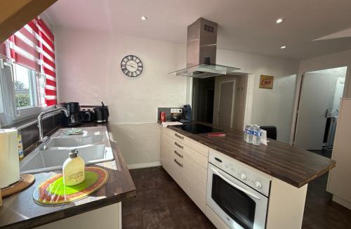 Thouars Apartment | Relais des Arts, très spacieux et lumineux centre ville thouars