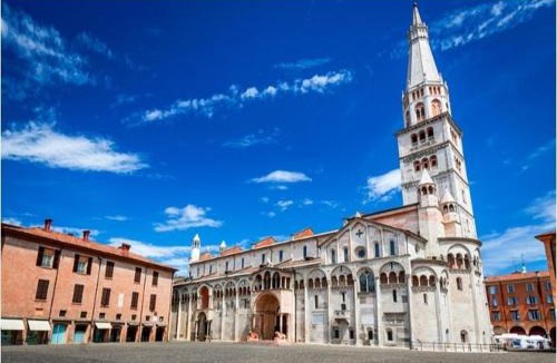 San Faustino-Madonnina-Quattroville Apartment | RELAIS SUITE Modena Parc