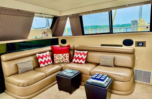 Onekama Boat Rental | Relation Ship