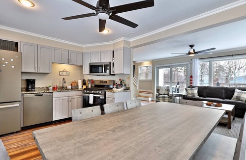 Killington House | Relax at Bear Run: A spacious 5-bedroom retreat in Killington, VT, perfect for up to 12 guests