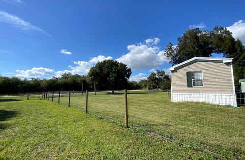 Lakeport House | Relax! Bring your boat and fish Lake Okeechobee!