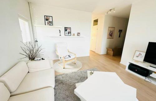 Vantaa Apartment | Relax Convenient Transit Stays -shared apartment