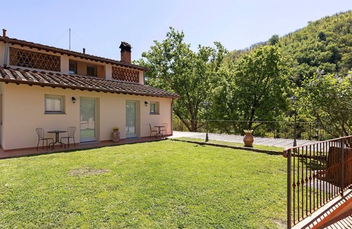 Villore Apartment | Relax Double Room Surrounded by Nature