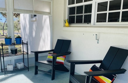 Fort Ogden House | Relax+Explore at the Berry Farm Fort Ogden {pet friendly}